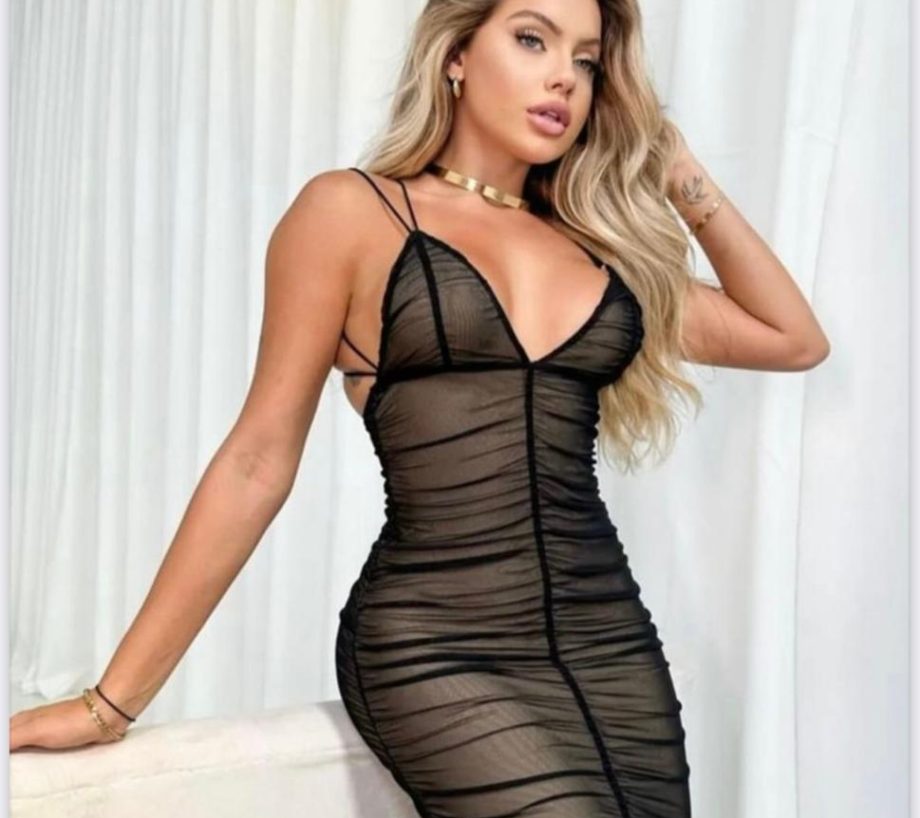 Vestido Curto de Tule Depreado