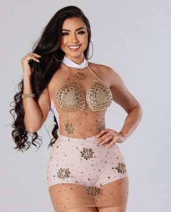 Vestido de Tule com Pedraria