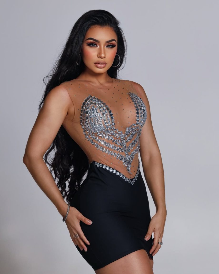 Vestido com Pedrarias